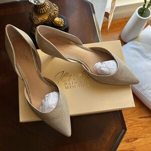 Badgley Mischka Jewel Collection Gold Heels.  Worn once and so COMFORTABLE.
